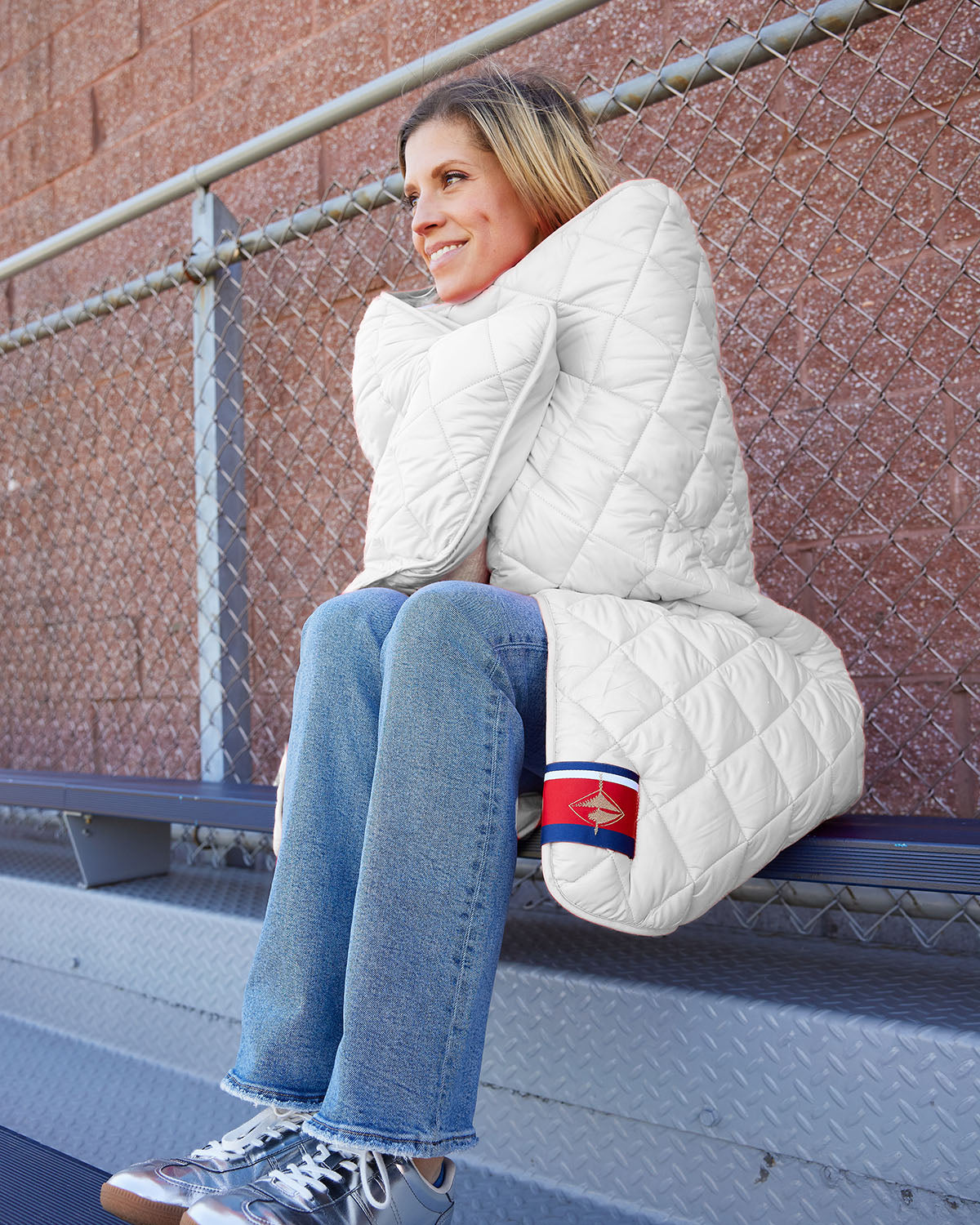 Snuggles: Waterproof Puffer Blanket with Pockets