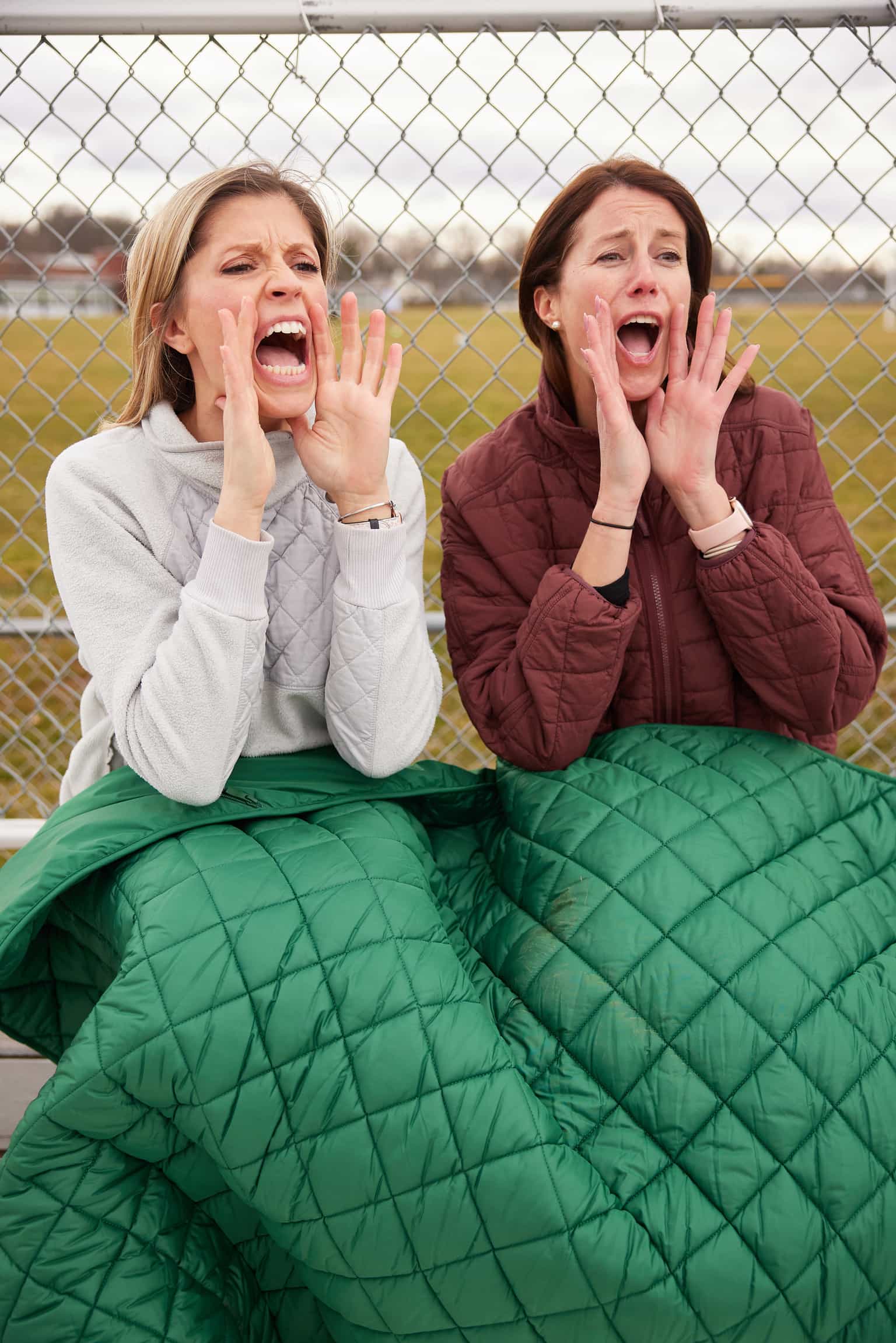 Snuggles: Waterproof Puffer Blanket with Pockets